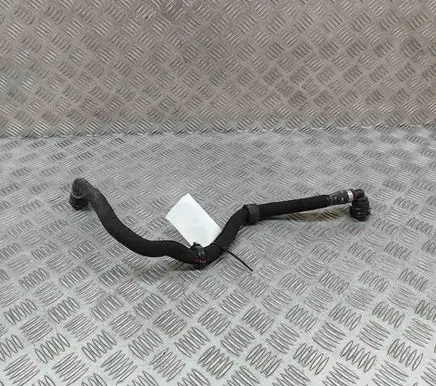 Engine coolant pipe/hose