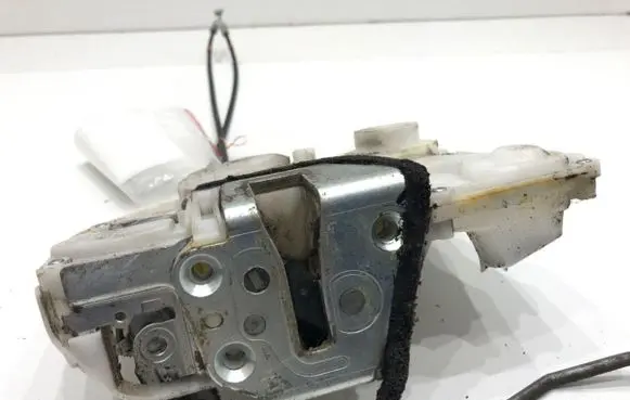 Front door lock