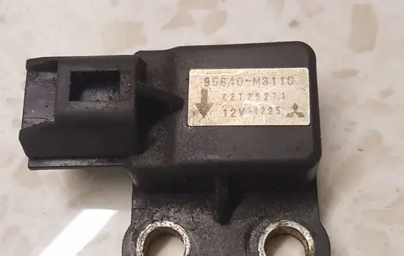 Hyundai Santa Fe Sensor 95640M3110 X2T25271
