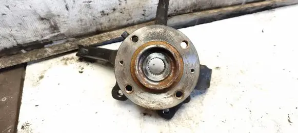 Opel Corsa F Front wheel hub 
