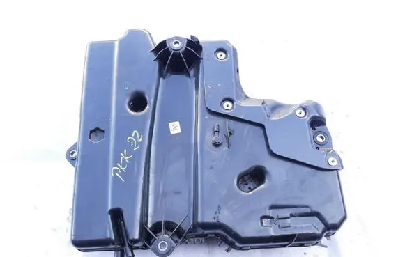 Volkswagen Transporter - Caravelle T6 AdBlue liquid reservoir 7LA131877E 7LA131531