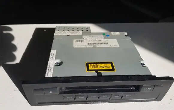 Audi Q7 4L CD/DVD changer 4L0035110 CXCA1690G 75ZBF1026060