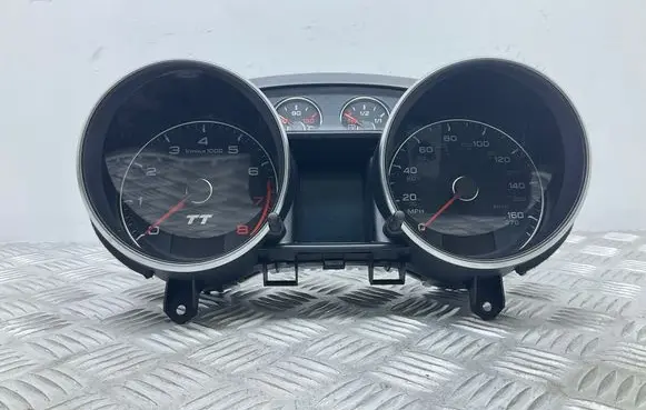 Audi TT TTS Mk2 Speedometer (instrument cluster) 8J0920980E