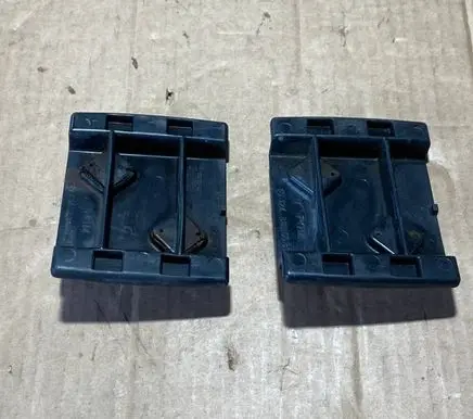 Mercedes-Benz E W124 Rear bumper mounting bracket 1248800130