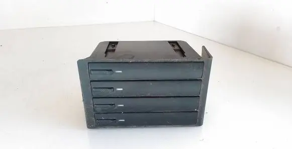 Volkswagen PASSAT B5 CD/DVD changer 8D0864219