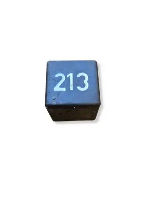 Volkswagen Transporter - Caravelle T4 Other relay 443951253J