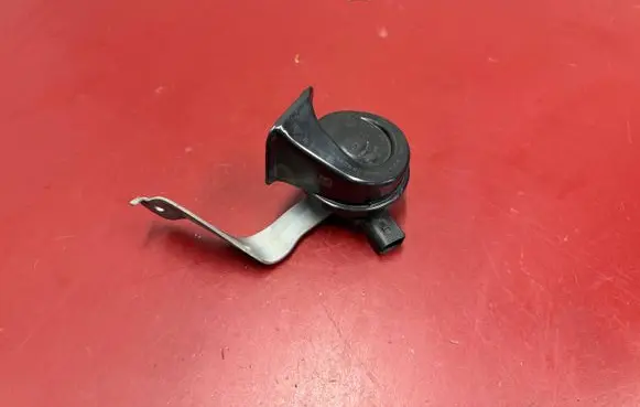 BMW X3 G01 Horn signal 7404430