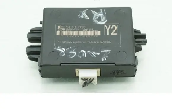 Lexus RX 450H Other control units/modules 625818-000