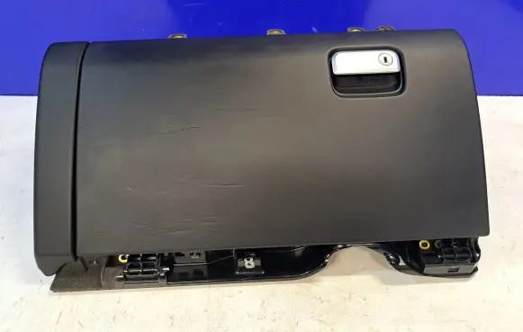 Porsche Cayenne (92A) Glove box 7P5857095
