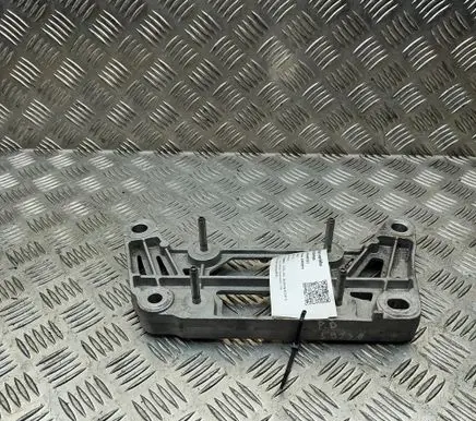 Ford Mustang Mach-E Engine mounting bracket LJ986A998AD
