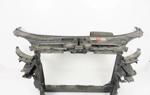 Top upper radiator support slam panel