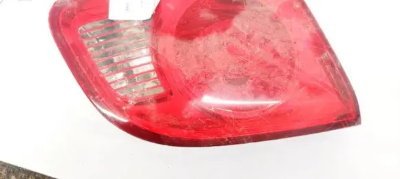 Hyundai Santa Fe Tailgate rear/tail lights 924052b000 92405-2b000