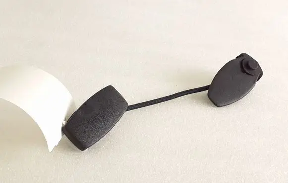 Hummer H3 Seat belt trim 