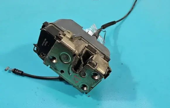 Renault Laguna II Rear door lock IMPRK1592936