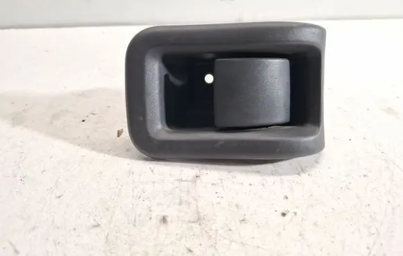 Volvo XC60 Engine bonnet (hood) release handle 30779851