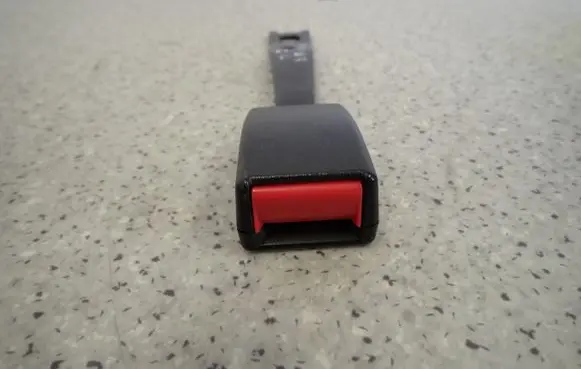 Toyota Yaris Rear seatbelt 