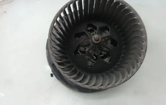 Volkswagen Caddy Heater fan/blower 1K11819015