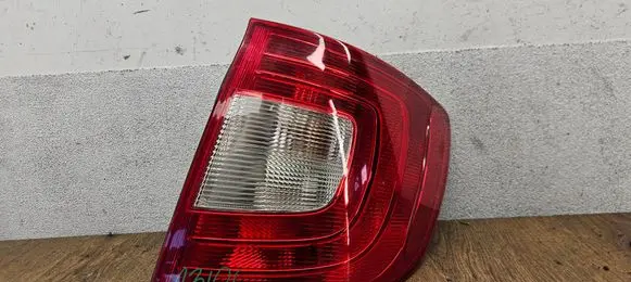 Skoda Superb B6 (3T) Rear/tail lights 3T9945096 214802