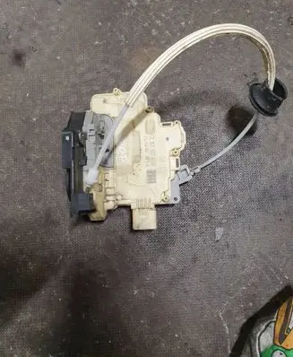Audi Q7 4L Front door lock 3C1837016B