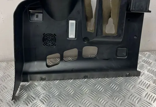 BMW 3 E90 E91 Dashboard lower bottom trim panel 7149812