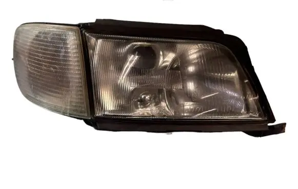 Audi A6 S6 C4 4A Headlight/headlamp