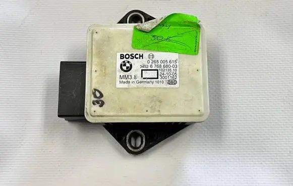 BMW 5 E60 E61 ESP acceleration yaw rate sensor 6768680 0265005615
