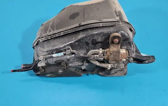 BMW 5 G30 G31 G38 AdBlue liquid reservoir 0W738141510B IMPRK1594429