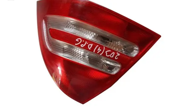 Mercedes-Benz C W203 Rear/tail lights 2038200264