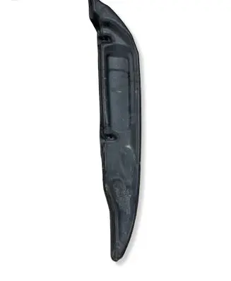 Dodge Challenger Fender foam support/seal 2924