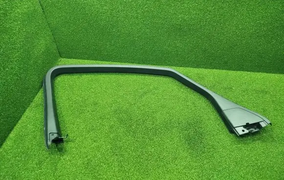 Renault Espace V (RFC) Front door glass trim molding 802753377R 156078982