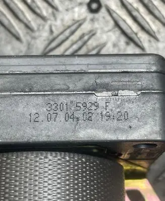 Mercedes-Benz CL C215 Rear seatbelt 33015929F