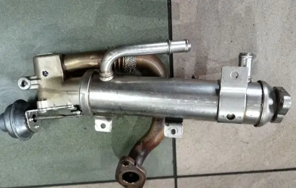 Audi A4 S4 B8 8K EGR valve cooler 03L131512AH