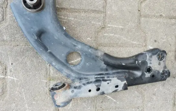 Peugeot 308 Front control arm