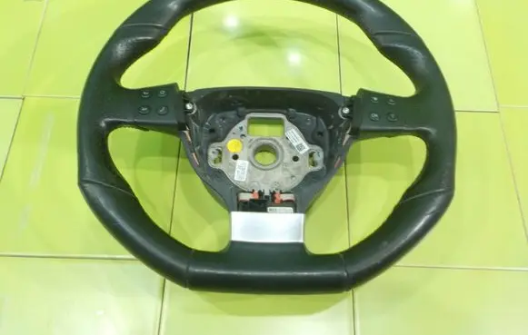 Volkswagen Scirocco Steering wheel WP294