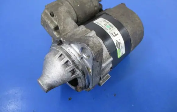 Nissan Almera Tino Starter motor 23300-9F661