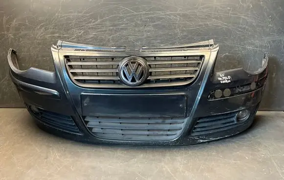 Volkswagen Polo IV 9N3 Front bumper 6Q0807221C 6Q0805903B