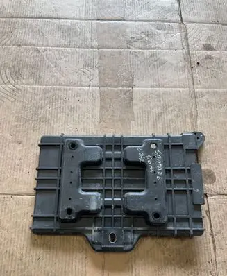 Battery tray