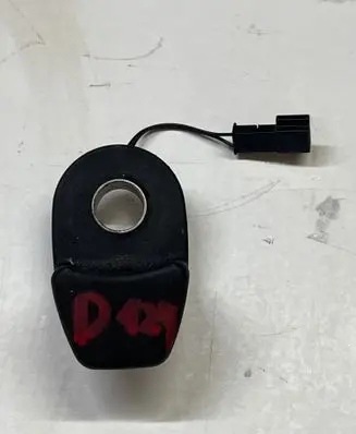 BMW 5 E60 E61 Tailgate glass/window release handle 8385694