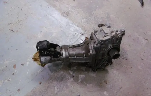 Citroen C-Crosser Front differential 
