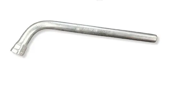 Volkswagen Touareg II Wheel nut wrench 7L0012219