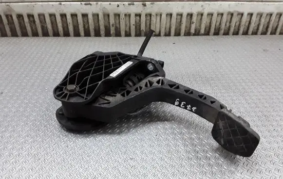 Clutch pedal
