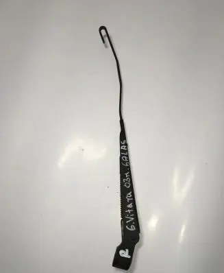 Suzuki Grand Vitara I Rear wiper blade arm