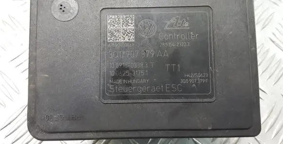 Volkswagen Golf VII ABS Pump 3Q0907379AA 3Q0614517AA