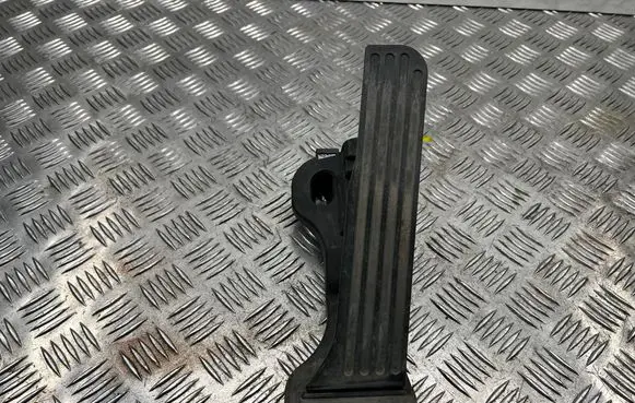 Skoda Superb B6 (3T) Accelerator throttle pedal 1K1723503L 6PV00860001 1K1721775