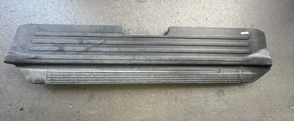 Nissan Patrol Y61 Front door trim (molding) 76952VD205