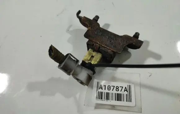 Subaru Forester SG Airbag deployment crash/impact sensor