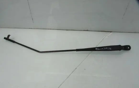 Peugeot 207 Front wiper blade arm