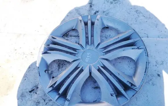 Citroen Berlingo R15 wheel hub/cap/trim 