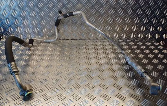 Audi A3 S3 8P Air conditioning (A/C) pipe/hose 1K0820743AM 000000002 M663160