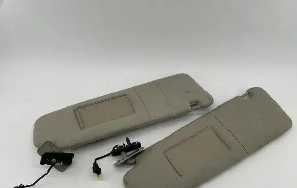 Audi Q7 4L Sun visor 4L0857552 4L0857551
